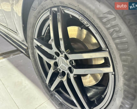 Черный Мерседес С Класс, объемом двигателя 5.5 л и пробегом 255 тыс. км за 12500 $, фото 15 на Automoto.ua