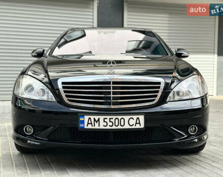 Мерседес С Клас 2009 у Житомирі на Automoto.ua Чорний Мерседес С Клас, об'ємом двигуна 5.46 л та пробігом 211 тис. км за 16555 $, фото 1 на Automoto.ua