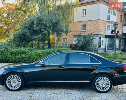 Черный Мерседес С Класс, объемом двигателя 2.99 л и пробегом 347 тыс. км за 13500 $, фото 6 на Automoto.ua