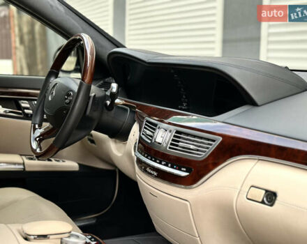 Мерседес С Клас 2009 у Житомирі на Automoto.ua Чорний Мерседес С Клас, об'ємом двигуна 5.46 л та пробігом 211 тис. км за 16555 $, фото 36 на Automoto.ua