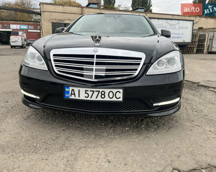 Чорний Мерседес С Клас, об'ємом двигуна 5.46 л та пробігом 252 тис. км за 18000 $, фото 1 на Automoto.ua