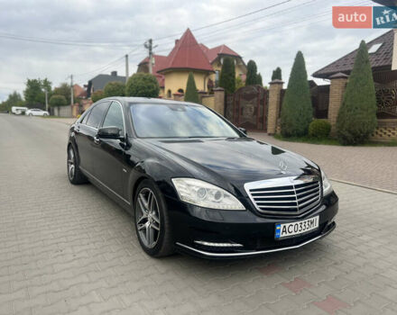 Чорний Мерседес С Клас, об'ємом двигуна 3.5 л та пробігом 204 тис. км за 18700 $, фото 2 на Automoto.ua