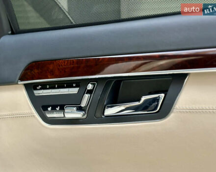 Мерседес С Клас 2009 у Житомирі на Automoto.ua Чорний Мерседес С Клас, об'ємом двигуна 5.46 л та пробігом 211 тис. км за 16555 $, фото 33 на Automoto.ua