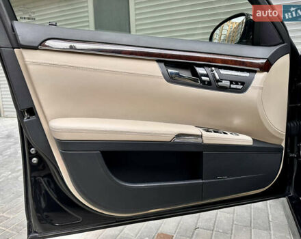 Мерседес С Клас 2009 у Житомирі на Automoto.ua Чорний Мерседес С Клас, об'ємом двигуна 5.46 л та пробігом 211 тис. км за 16555 $, фото 25 на Automoto.ua