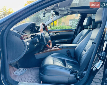 Черный Мерседес С Класс, объемом двигателя 2.99 л и пробегом 347 тыс. км за 13500 $, фото 13 на Automoto.ua