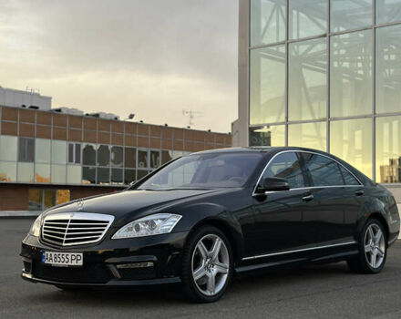 Черный Мерседес С Класс, объемом двигателя 5.5 л и пробегом 170 тыс. км за 17000 $, фото 49 на Automoto.ua