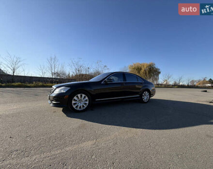 Чорний Мерседес С Клас, об'ємом двигуна 5.46 л та пробігом 300 тис. км за 15200 $, фото 9 на Automoto.ua