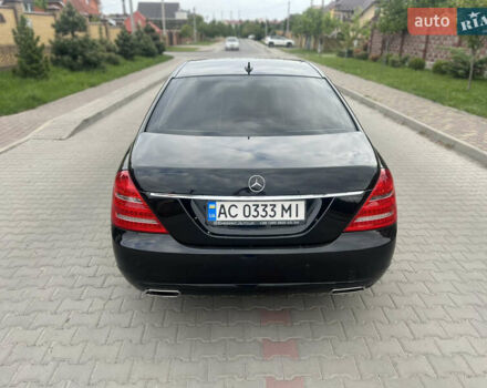 Чорний Мерседес С Клас, об'ємом двигуна 3.5 л та пробігом 204 тис. км за 18700 $, фото 3 на Automoto.ua