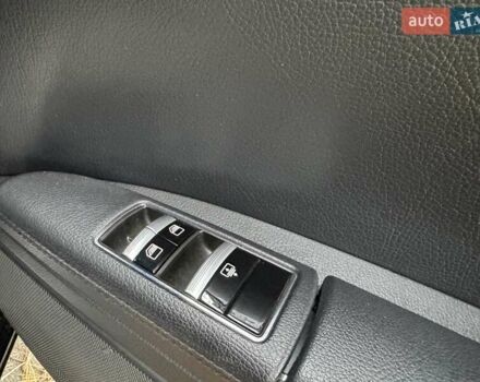 Черный Мерседес С Класс, объемом двигателя 3.5 л и пробегом 176 тыс. км за 11499 $, фото 34 на Automoto.ua