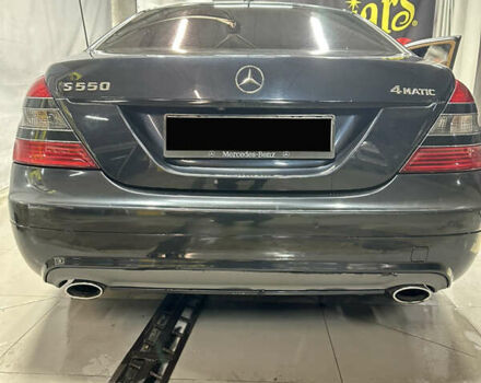 Черный Мерседес С Класс, объемом двигателя 5.5 л и пробегом 255 тыс. км за 12500 $, фото 14 на Automoto.ua