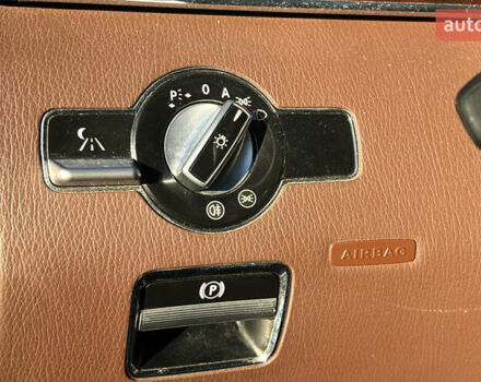 Черный Мерседес С Класс, объемом двигателя 5.46 л и пробегом 262 тыс. км за 14999 $, фото 19 на Automoto.ua