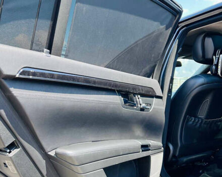 Черный Мерседес С Класс, объемом двигателя 5.46 л и пробегом 275 тыс. км за 20700 $, фото 16 на Automoto.ua