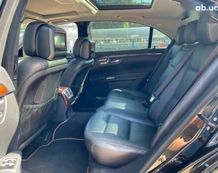 Чорний Мерседес С Клас, об'ємом двигуна 5.5 л та пробігом 234 тис. км за 17900 $, фото 14 на Automoto.ua