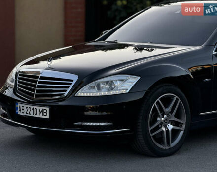 Черный Мерседес С Класс, объемом двигателя 3 л и пробегом 279 тыс. км за 18499 $, фото 6 на Automoto.ua