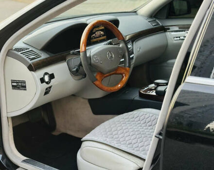 Чорний Мерседес С Клас, об'ємом двигуна 2.99 л та пробігом 220 тис. км за 6900 $, фото 9 на Automoto.ua