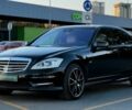Чорний Мерседес С Клас, об'ємом двигуна 5.46 л та пробігом 266 тис. км за 17500 $, фото 4 на Automoto.ua