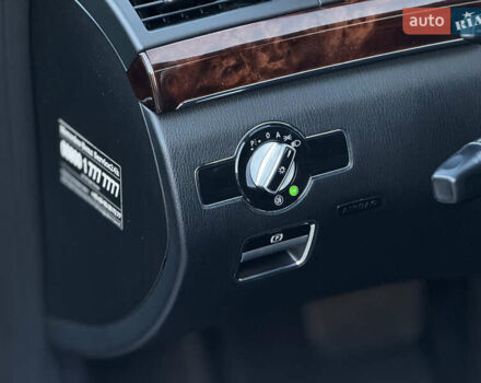 Черный Мерседес С Класс, объемом двигателя 3 л и пробегом 279 тыс. км за 18499 $, фото 44 на Automoto.ua