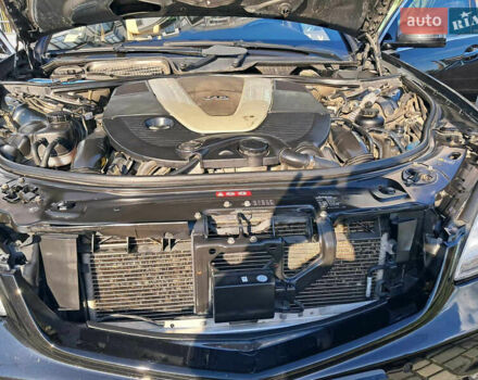 Черный Мерседес С Класс, объемом двигателя 5.5 л и пробегом 156 тыс. км за 22000 $, фото 28 на Automoto.ua