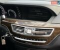 Черный Мерседес С Класс, объемом двигателя 5.46 л и пробегом 317 тыс. км за 15500 $, фото 25 на Automoto.ua
