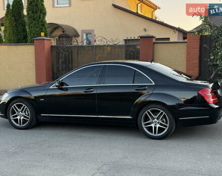 Черный Мерседес С Класс, объемом двигателя 3 л и пробегом 279 тыс. км за 18499 $, фото 24 на Automoto.ua