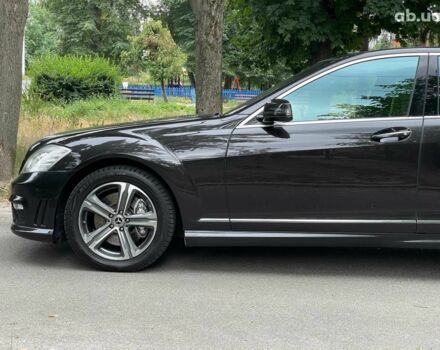 Черный Мерседес С Класс, объемом двигателя 5 л и пробегом 240 тыс. км за 13990 $, фото 10 на Automoto.ua