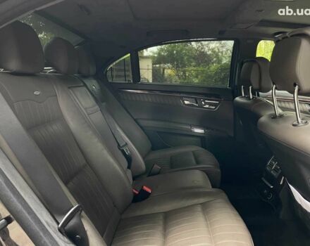 Черный Мерседес С Класс, объемом двигателя 5 л и пробегом 240 тыс. км за 13990 $, фото 36 на Automoto.ua