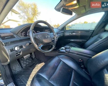 Мерседес С Класс 2010 в Киеве на Automoto.ua Черный Мерседес С Класс, объемом двигателя 5.5 л и пробегом 220 тыс. км за 17700 $, фото 37 на Automoto.ua
