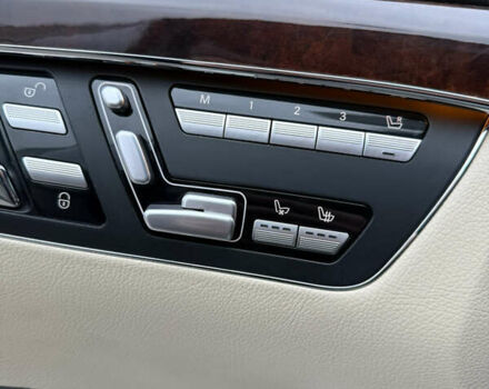 Чорний Мерседес С Клас, об'ємом двигуна 5.5 л та пробігом 213 тис. км за 17000 $, фото 16 на Automoto.ua