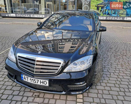 Черный Мерседес С Класс, объемом двигателя 5.5 л и пробегом 156 тыс. км за 22000 $, фото 3 на Automoto.ua