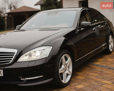 Чорний Мерседес С Клас, об'ємом двигуна 5.46 л та пробігом 70 тис. км за 30000 $, фото 11 на Automoto.ua