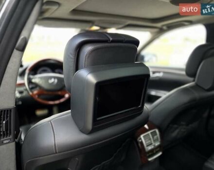 Чорний Мерседес С Клас, об'ємом двигуна 5.5 л та пробігом 212 тис. км за 14900 $, фото 36 на Automoto.ua