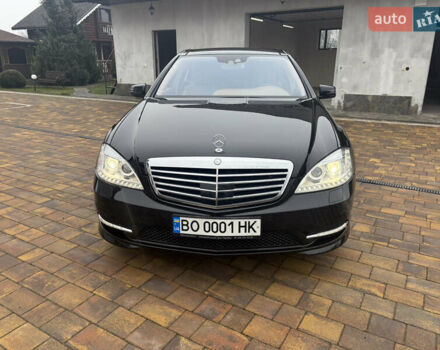 Чорний Мерседес С Клас, об'ємом двигуна 5.46 л та пробігом 70 тис. км за 30000 $, фото 3 на Automoto.ua