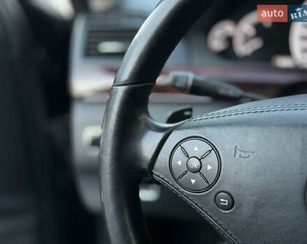 Черный Мерседес С Класс, объемом двигателя 3 л и пробегом 279 тыс. км за 18499 $, фото 69 на Automoto.ua