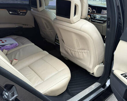 Чорний Мерседес С Клас, об'ємом двигуна 5.5 л та пробігом 213 тис. км за 17000 $, фото 27 на Automoto.ua