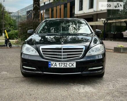Черный Мерседес С Класс, объемом двигателя 2.99 л и пробегом 496 тыс. км за 16999 $, фото 5 на Automoto.ua