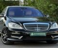 Чорний Мерседес С Клас, об'ємом двигуна 5.46 л та пробігом 266 тис. км за 17500 $, фото 1 на Automoto.ua