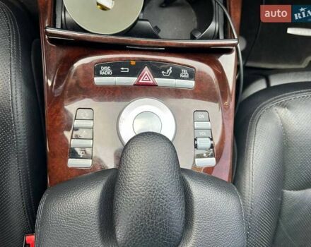 Черный Мерседес С Класс, объемом двигателя 5.46 л и пробегом 312 тыс. км за 19990 $, фото 21 на Automoto.ua