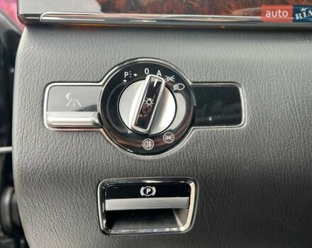 Черный Мерседес С Класс, объемом двигателя 5.46 л и пробегом 312 тыс. км за 19990 $, фото 15 на Automoto.ua