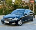 Чорний Мерседес С Клас, об'ємом двигуна 5.46 л та пробігом 370 тис. км за 13390 $, фото 1 на Automoto.ua
