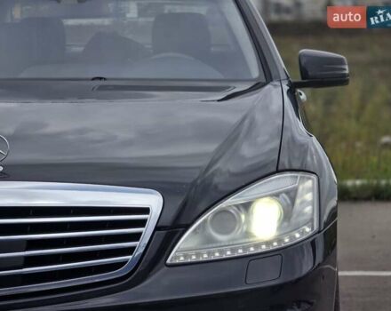 Чорний Мерседес С Клас, об'ємом двигуна 5.5 л та пробігом 212 тис. км за 14900 $, фото 12 на Automoto.ua