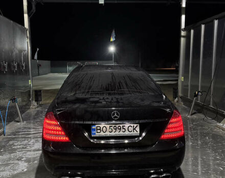 Черный Мерседес С Класс, объемом двигателя 3.5 л и пробегом 323 тыс. км за 18700 $, фото 1 на Automoto.ua