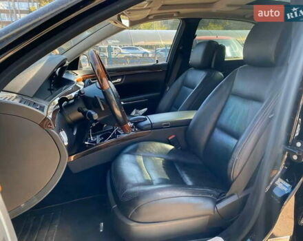 Черный Мерседес С Класс, объемом двигателя 5.5 л и пробегом 234 тыс. км за 15900 $, фото 18 на Automoto.ua