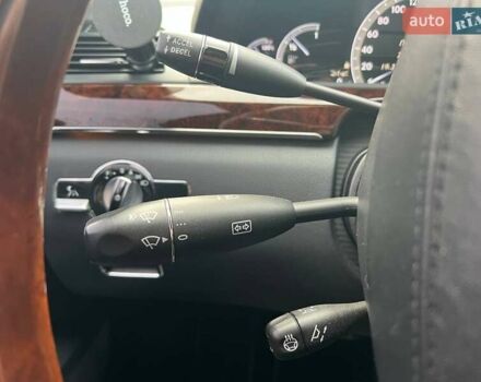 Черный Мерседес С Класс, объемом двигателя 5.46 л и пробегом 312 тыс. км за 19990 $, фото 16 на Automoto.ua