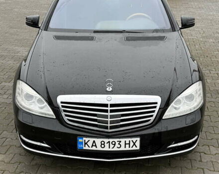 Черный Мерседес С Класс, объемом двигателя 3.5 л и пробегом 80 тыс. км за 19000 $, фото 5 на Automoto.ua