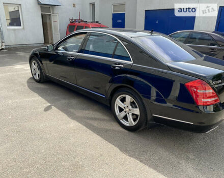 Черный Мерседес С Класс, объемом двигателя 5.46 л и пробегом 296 тыс. км за 17500 $, фото 8 на Automoto.ua