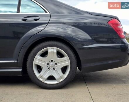 Чорний Мерседес С Клас, об'ємом двигуна 5.5 л та пробігом 212 тис. км за 14900 $, фото 15 на Automoto.ua