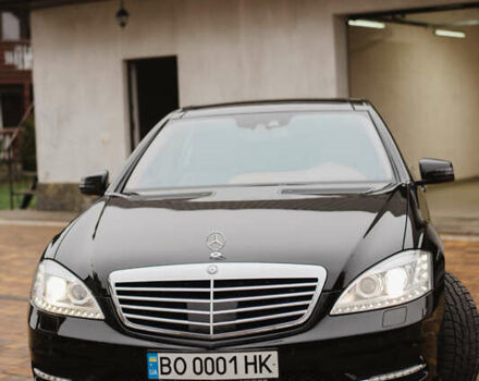 Чорний Мерседес С Клас, об'ємом двигуна 5.46 л та пробігом 70 тис. км за 30000 $, фото 8 на Automoto.ua