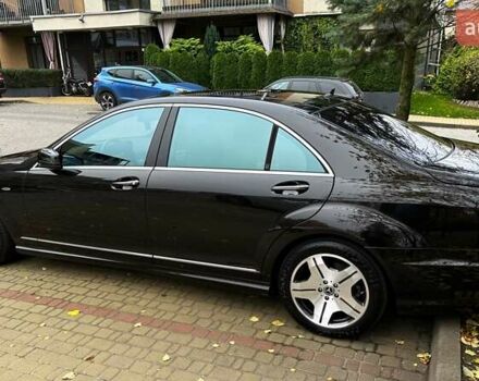 Черный Мерседес С Класс, объемом двигателя 5.46 л и пробегом 190 тыс. км за 23999 $, фото 9 на Automoto.ua
