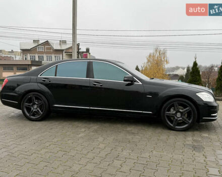 Черный Мерседес С Класс, объемом двигателя 3.5 л и пробегом 80 тыс. км за 19000 $, фото 8 на Automoto.ua