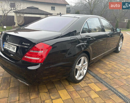 Чорний Мерседес С Клас, об'ємом двигуна 5.46 л та пробігом 70 тис. км за 30000 $, фото 5 на Automoto.ua